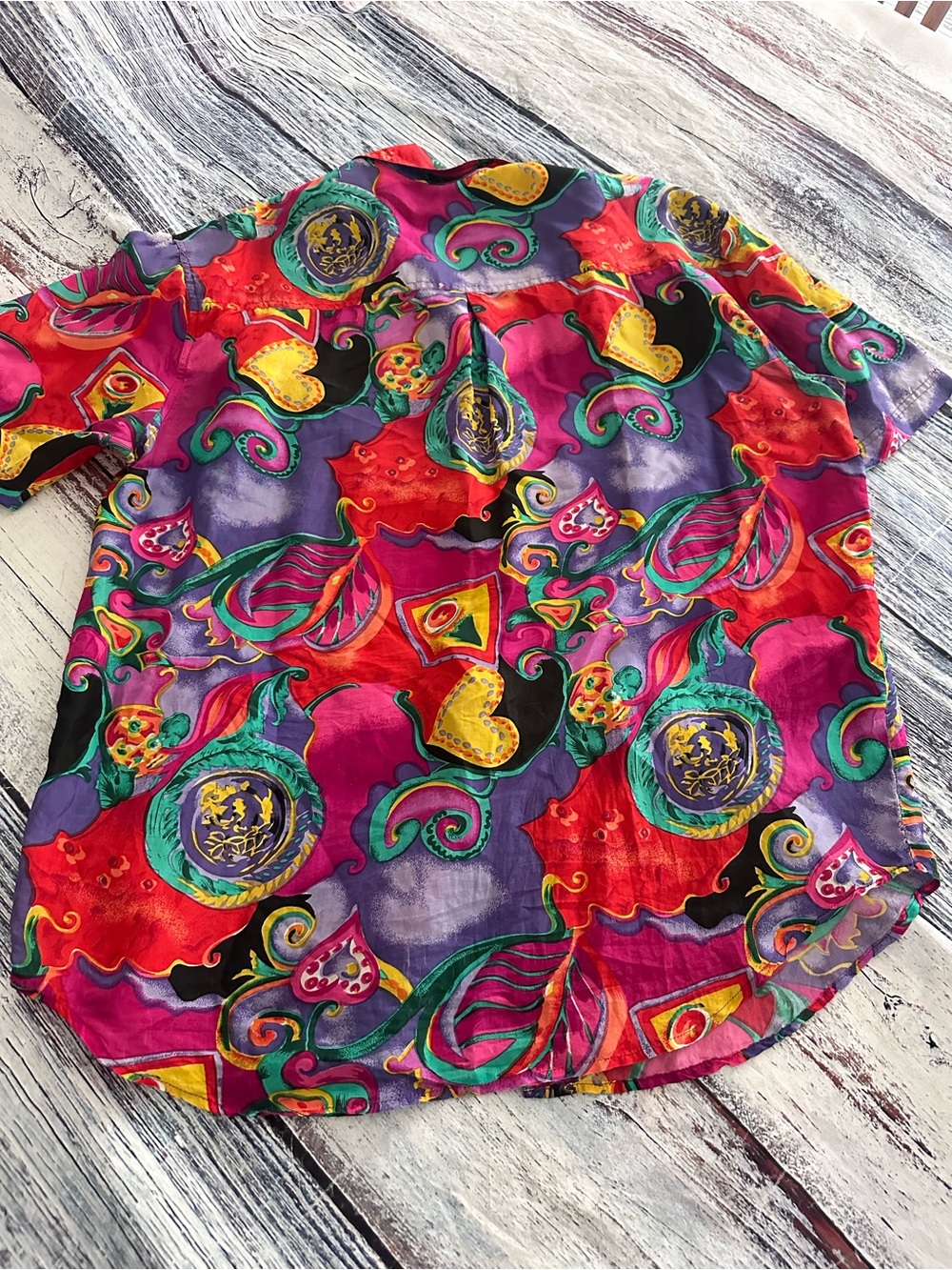 Vintage 100% Silk Pink and Purple Paisley Short Sleeve Silk Button Up Top - Picture 5 of 8